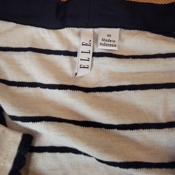 Set of 2 Size Medium Shirts, Black and White Stripes & Navy and White Polka Dots - Picture 9 of 10